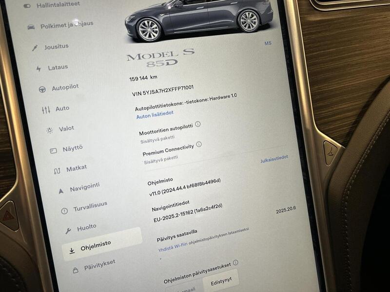 Tesla Model S vaihtoauto