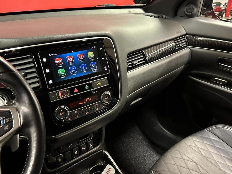 Mitsubishi Outlander PHEV vaihtoauto