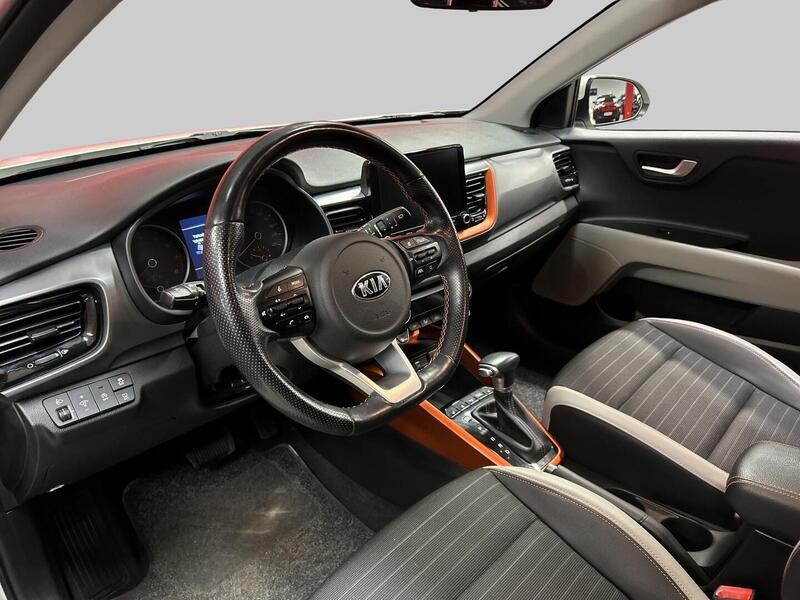 Kia Stonic vaihtoauto