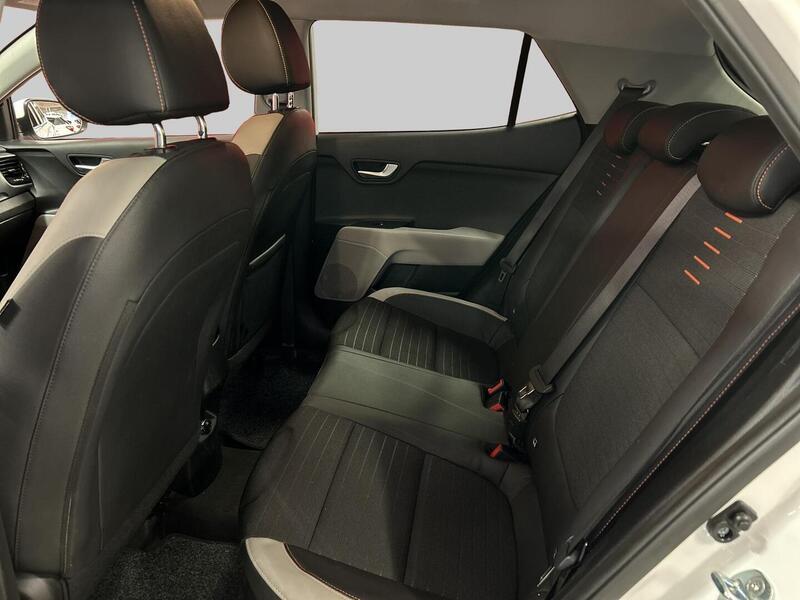 Kia Stonic vaihtoauto