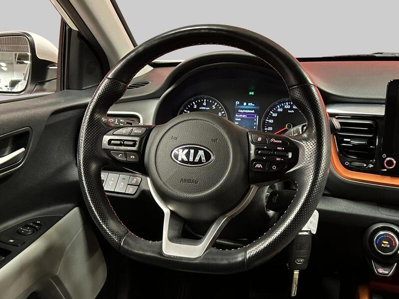 Kia Stonic vaihtoauto