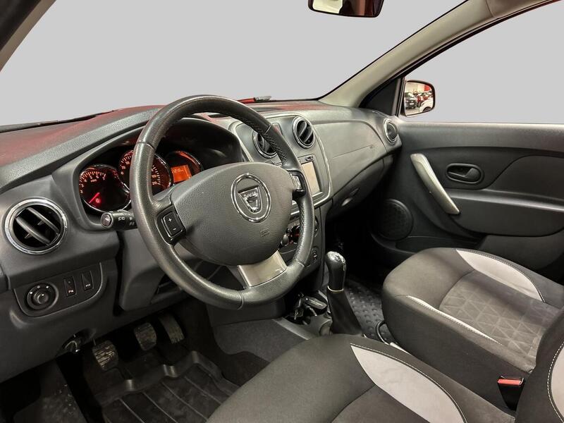 Dacia Sandero vaihtoauto