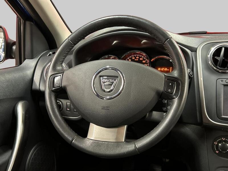 Dacia Sandero vaihtoauto