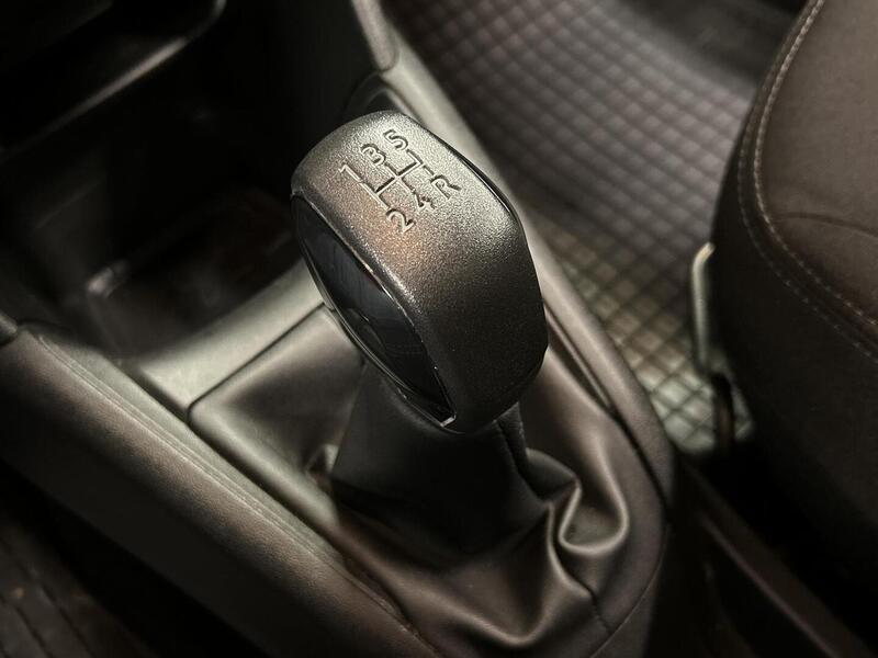 Peugeot 208 vaihtoauto