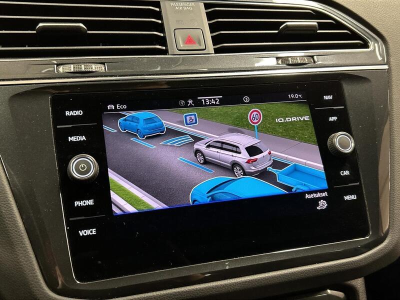 Volkswagen Tiguan vaihtoauto