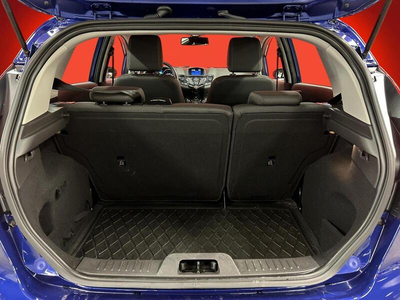 Ford Fiesta vaihtoauto