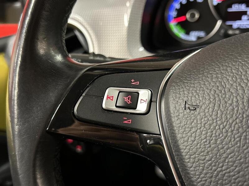 Volkswagen up! vaihtoauto