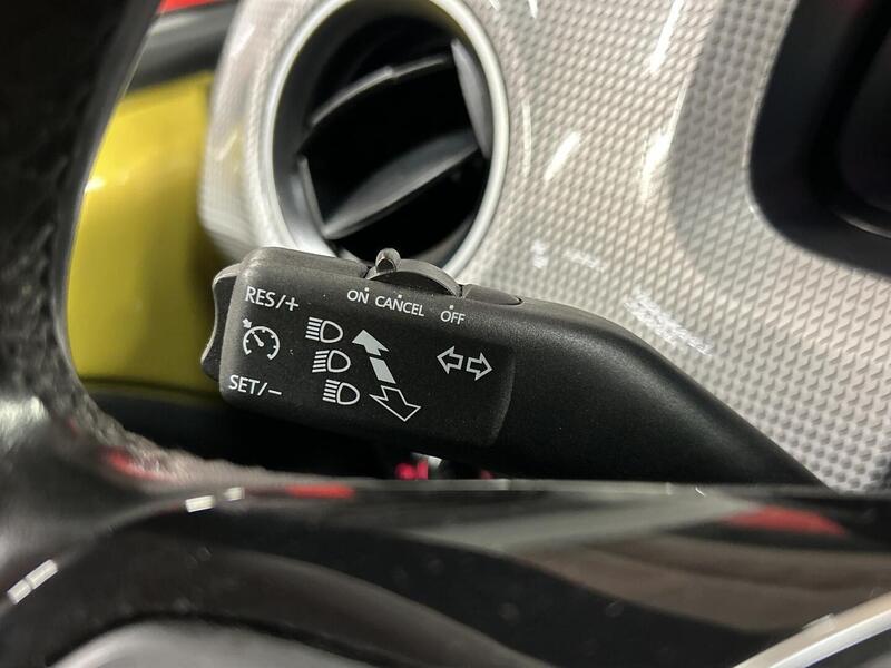 Volkswagen up! vaihtoauto