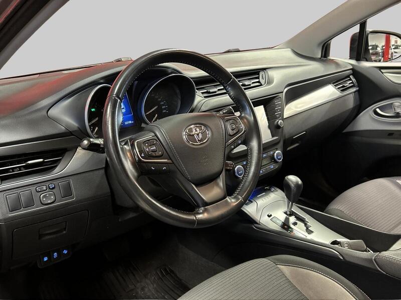 Toyota Avensis vaihtoauto