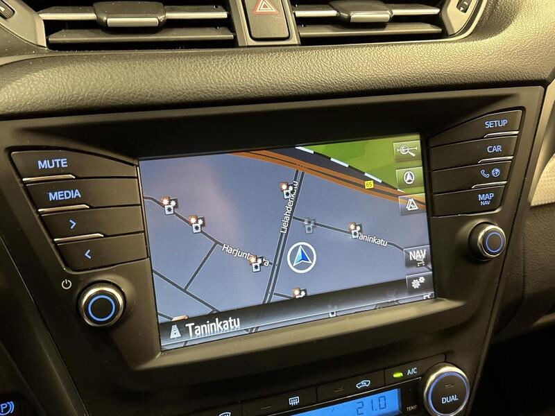 Toyota Avensis vaihtoauto