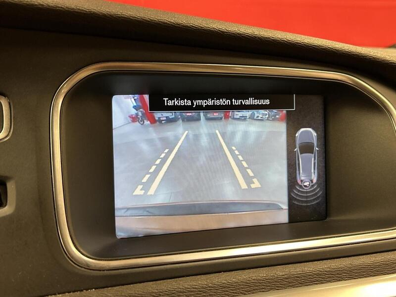 Volvo V40 Cross Country vaihtoauto