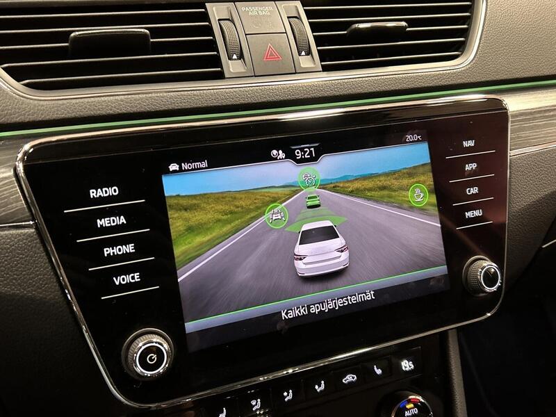 Skoda Superb vaihtoauto