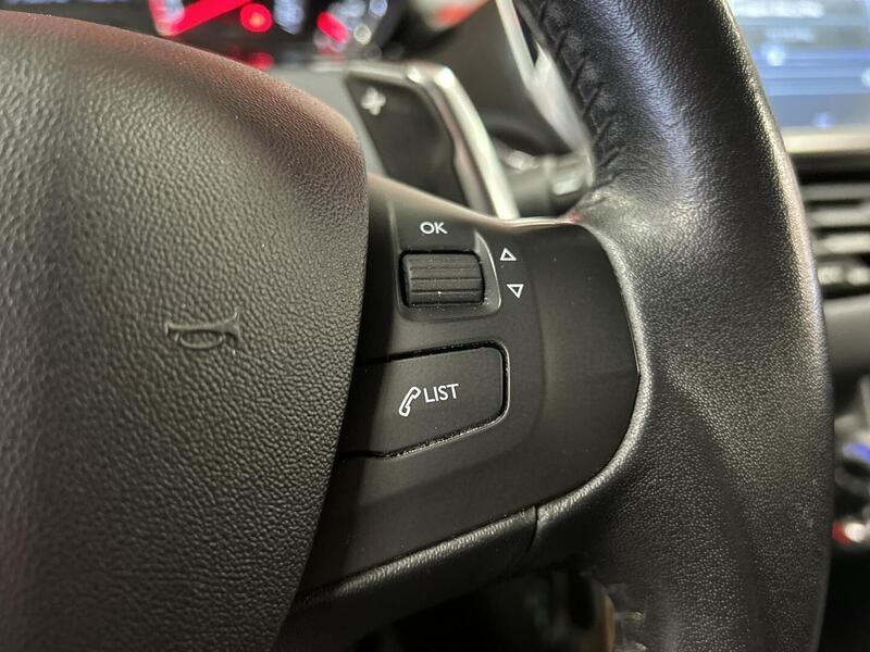 Peugeot 208 vaihtoauto