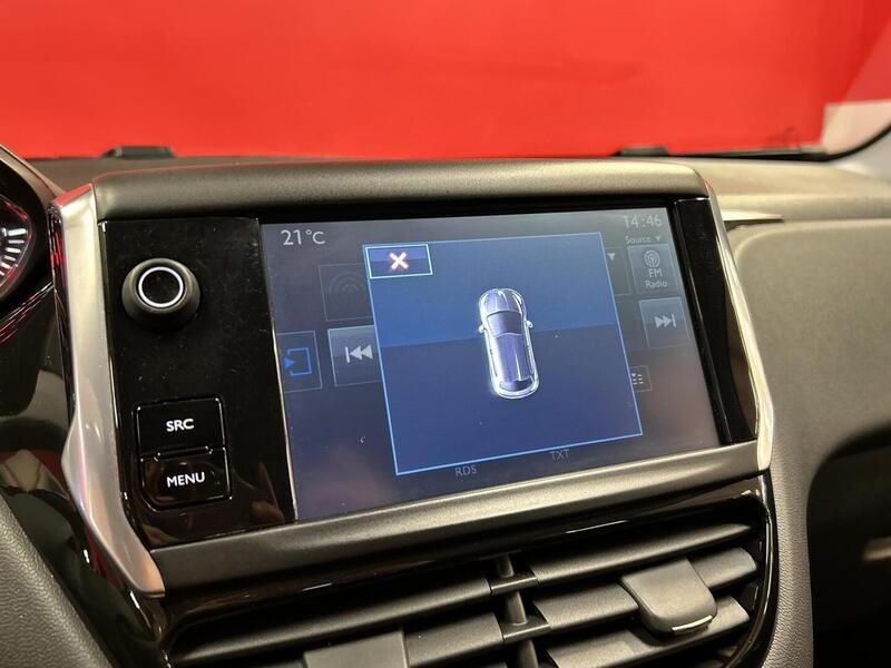 Peugeot 208 vaihtoauto