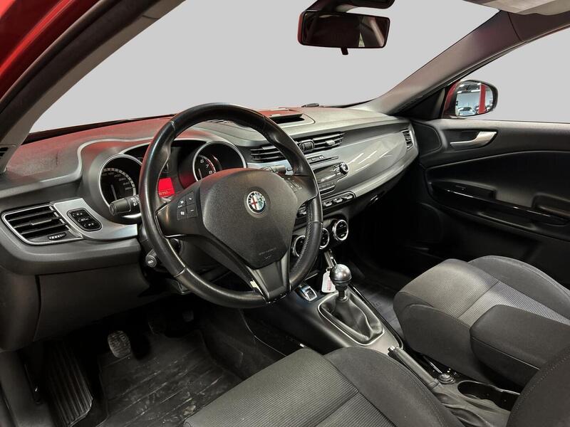 Alfa Romeo Giulietta vaihtoauto