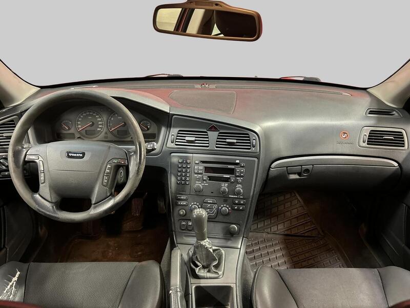 Volvo V70 vaihtoauto