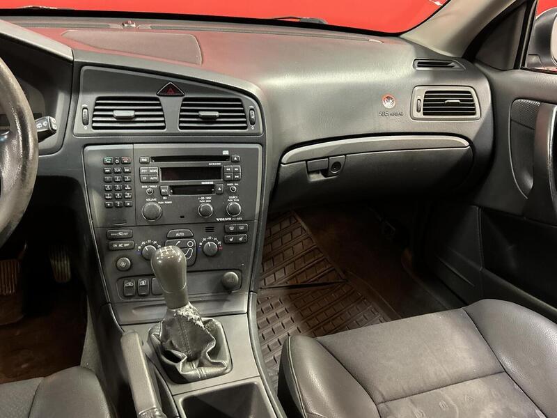 Volvo V70 vaihtoauto