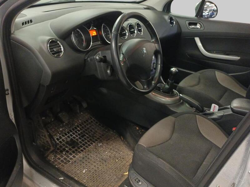 Peugeot 308 vaihtoauto