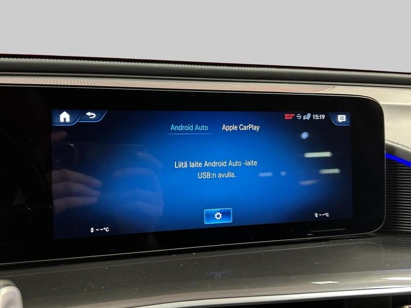 Mercedes-Benz EQC vaihtoauto