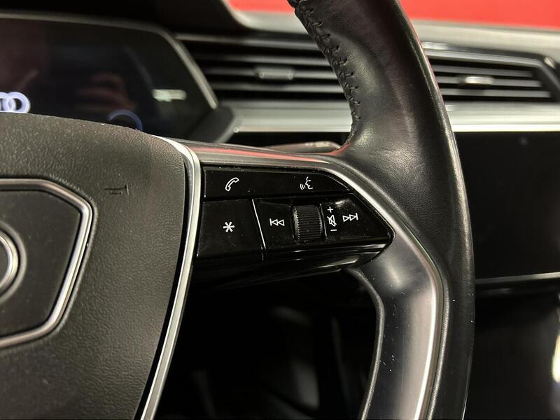 Audi e-tron vaihtoauto