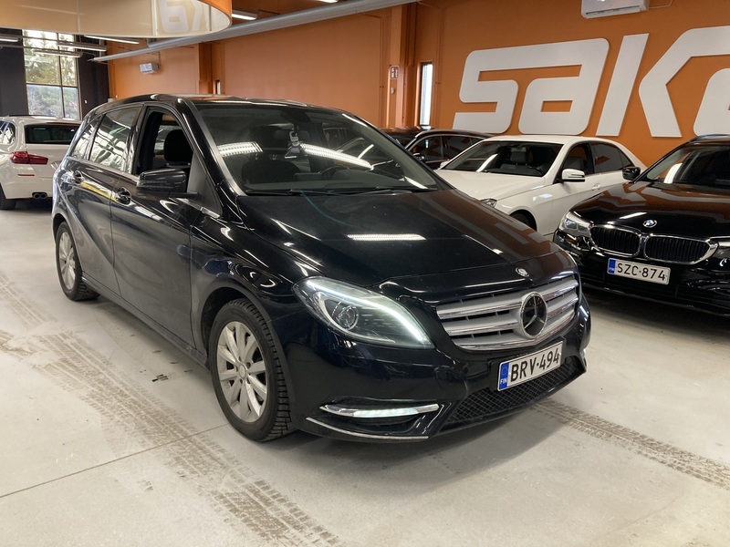 Mercedes-Benz B vaihtoauto