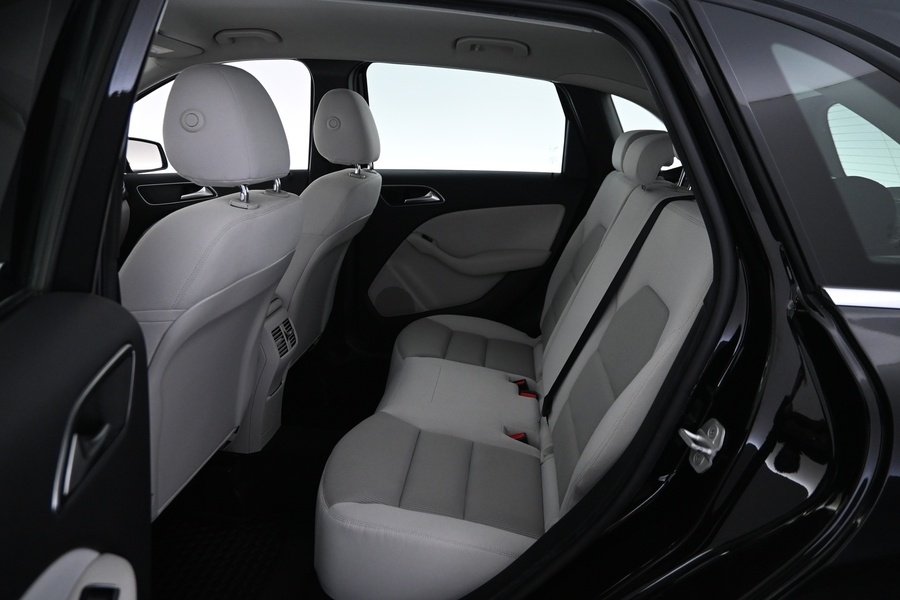 Mercedes-Benz B vaihtoauto