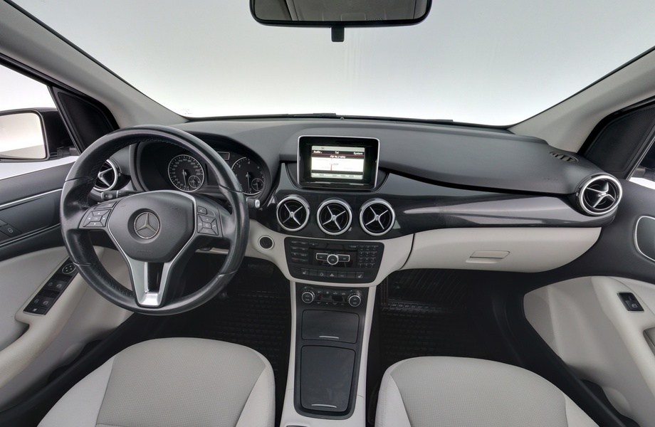 Mercedes-Benz B vaihtoauto