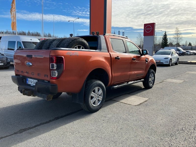 Ford Ranger vaihtoauto