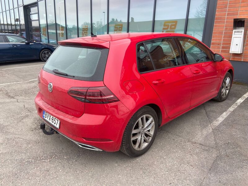 Volkswagen Golf vaihtoauto