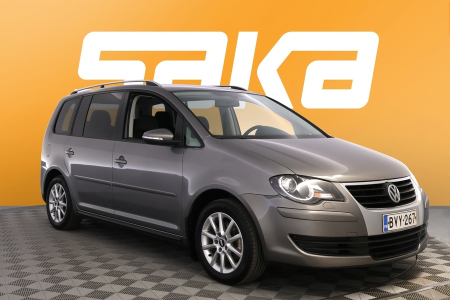 Volkswagen Touran vaihtoauto