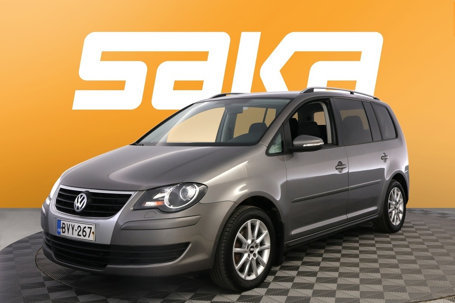 Volkswagen Touran vaihtoauto