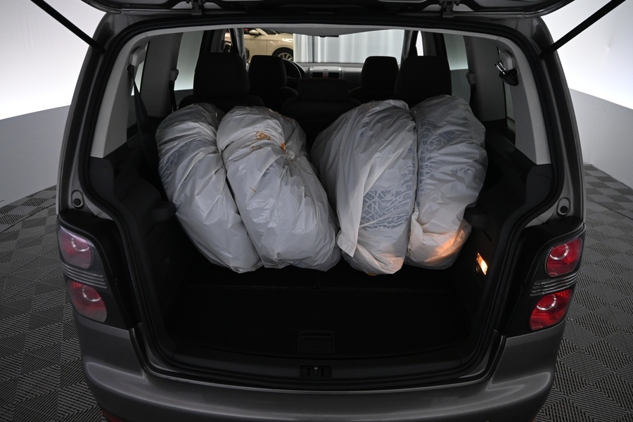 Volkswagen Touran vaihtoauto