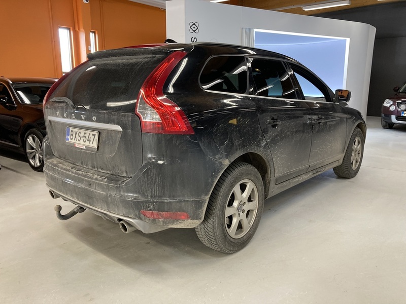Volvo XC60 vaihtoauto