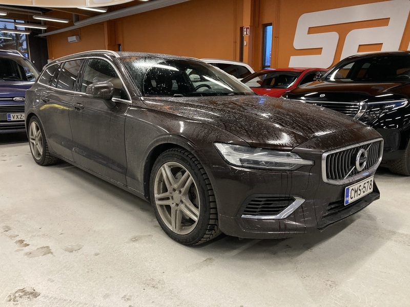 Volvo V60 vaihtoauto