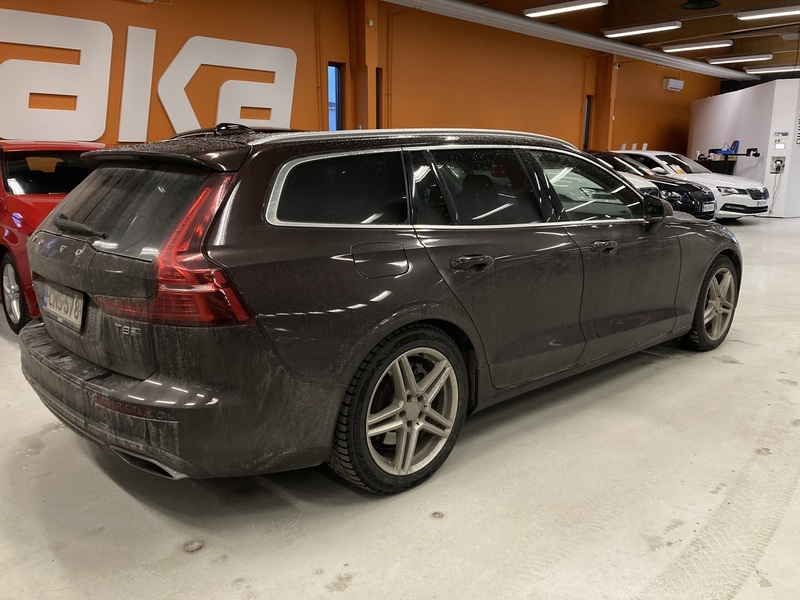Volvo V60 vaihtoauto