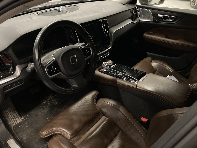 Volvo V60 vaihtoauto