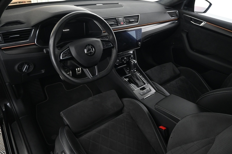 Skoda Superb vaihtoauto