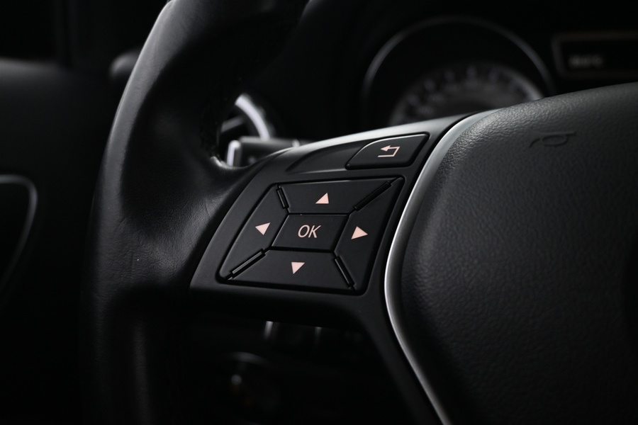 Mercedes-Benz GLA vaihtoauto