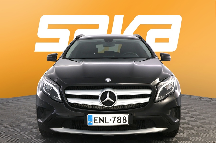 Mercedes-Benz GLA vaihtoauto