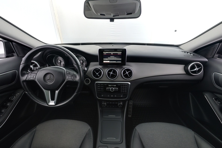 Mercedes-Benz GLA vaihtoauto