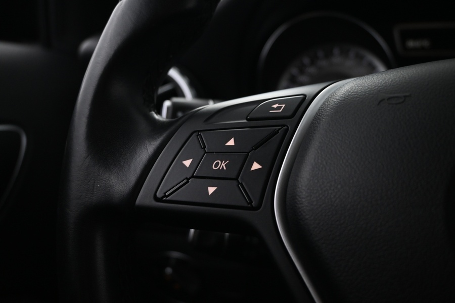 Mercedes-Benz GLA vaihtoauto