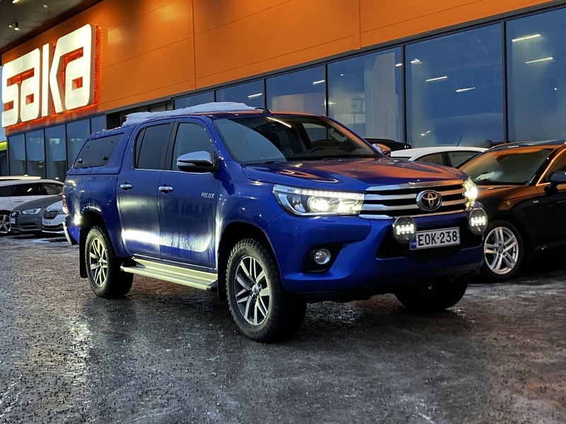 Toyota Hilux vaihtoauto