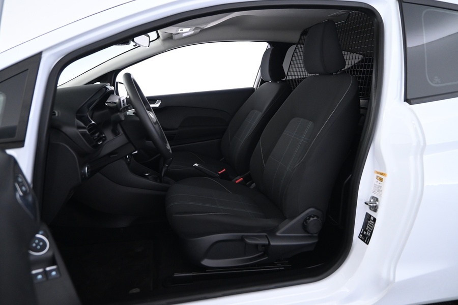 Ford Fiesta Van vaihtoauto