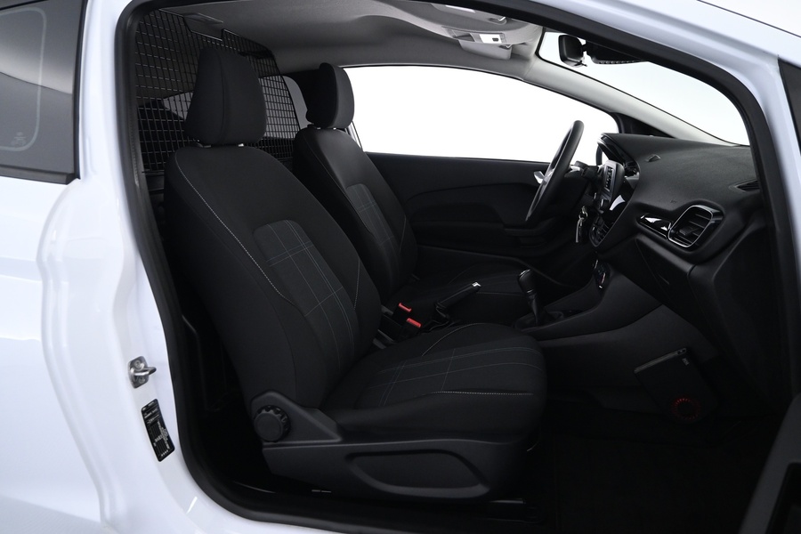 Ford Fiesta Van vaihtoauto