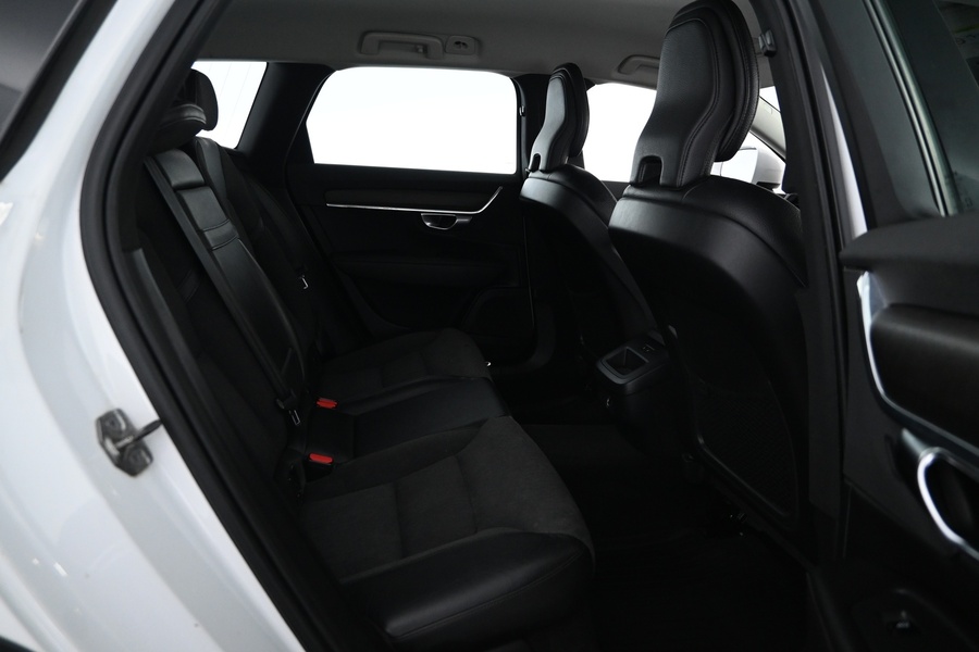 Volvo V90 Cross Country vaihtoauto