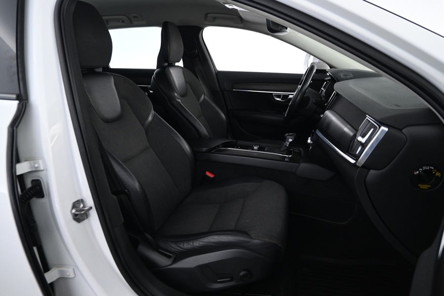 Volvo V90 Cross Country vaihtoauto