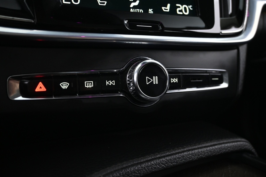 Volvo V90 Cross Country vaihtoauto