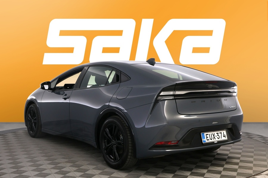 Toyota Prius Plug-in vaihtoauto