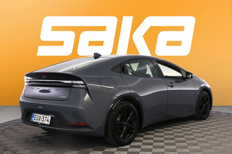 Toyota Prius Plug-in vaihtoauto