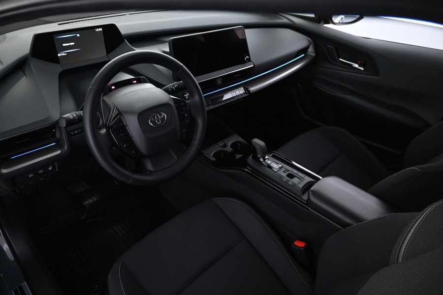 Toyota Prius Plug-in vaihtoauto